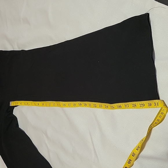 Joe Fresh black flared leggings women's small - Picture 4 of 7